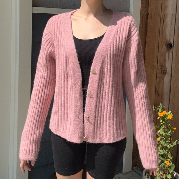 Pink Acrylic Wool Sweater with Heart Buttons - Picture 2 of 8